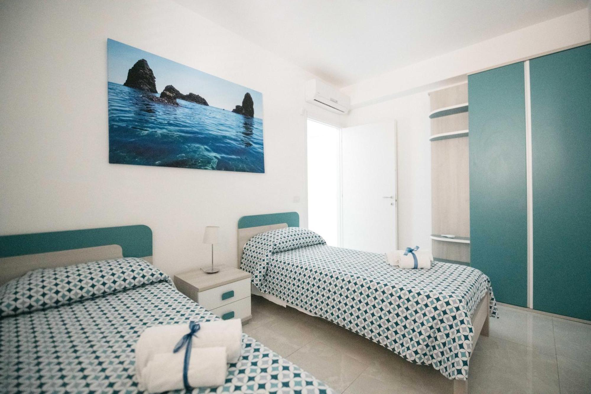 Minerva Luxury Apartment & Tulipan Apartment By Taormina Holidays Exterior photo