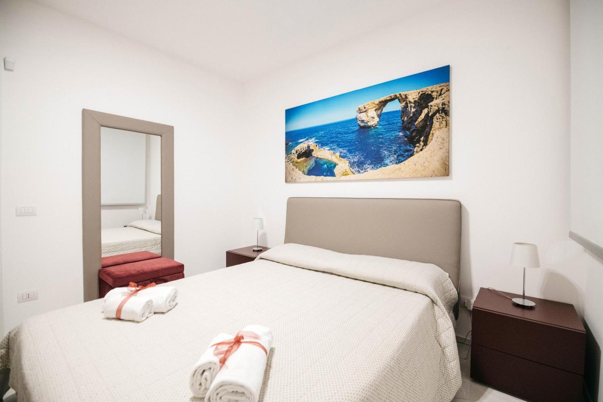 Minerva Luxury Apartment & Tulipan Apartment By Taormina Holidays Exterior photo