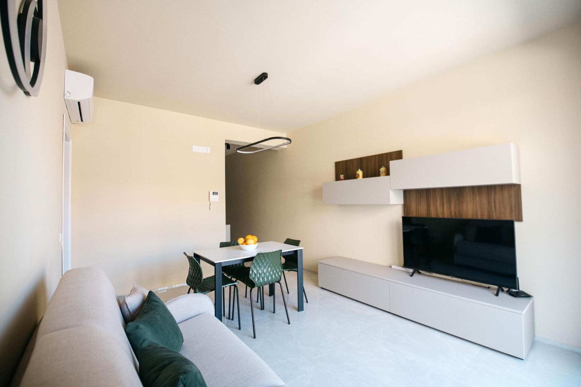 Minerva Luxury Apartment & Tulipan Apartment By Taormina Holidays Exterior photo