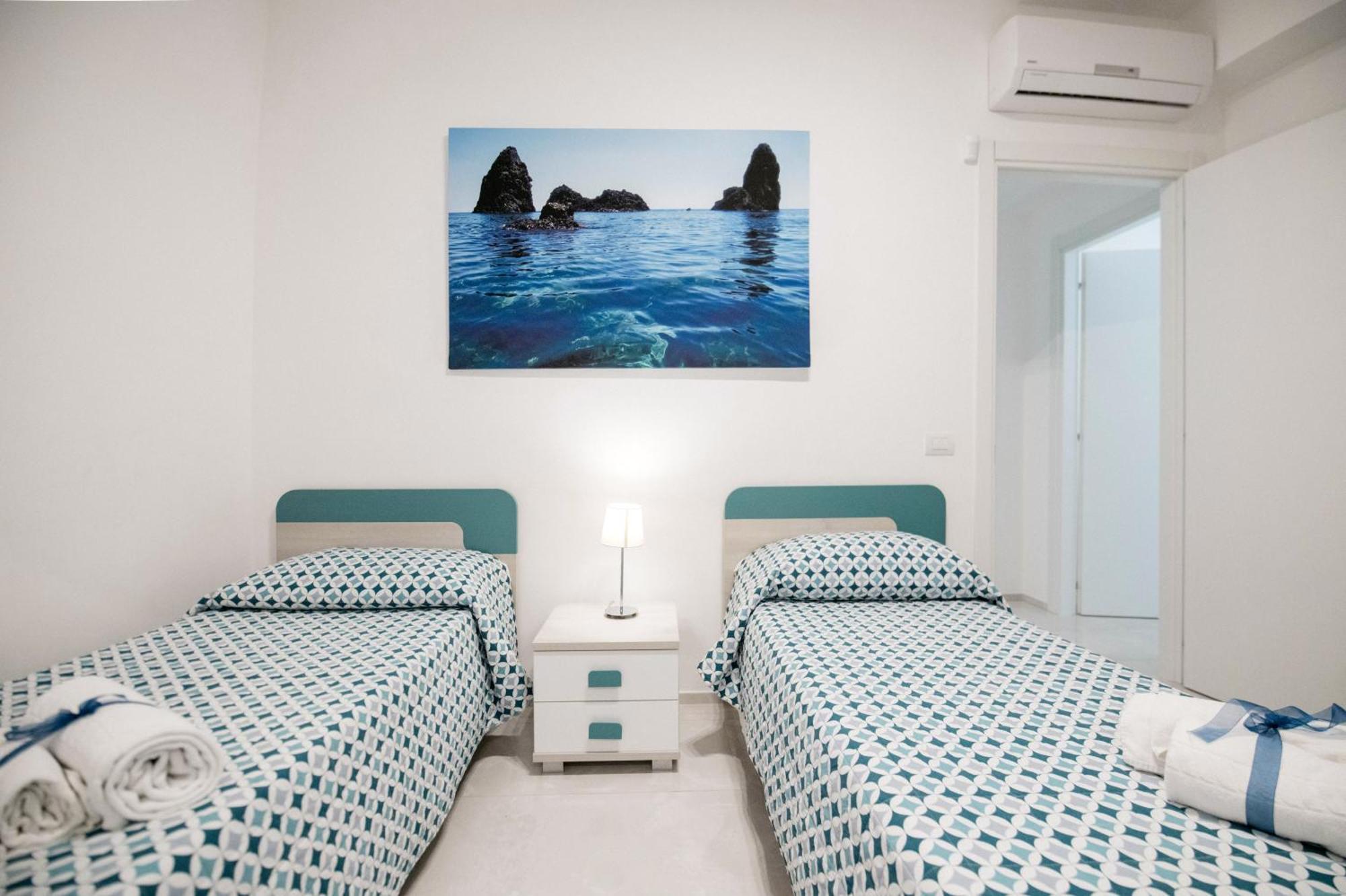 Minerva Luxury Apartment & Tulipan Apartment By Taormina Holidays Exterior photo